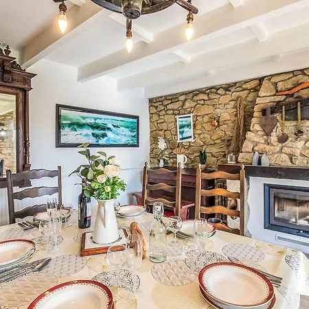 Holiday home Ty Lez By Interhome Plouguerneau